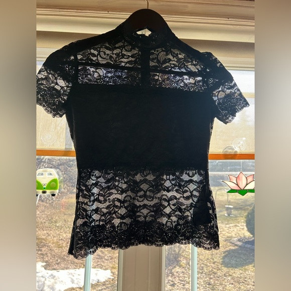 GUESS XS NEVER worn! - Picture 1 of 2